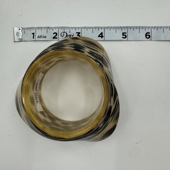 Kate Spade New York Pop Art Ikat Leopard Print Resin Bangle Bracelet - Picture 6 of 6